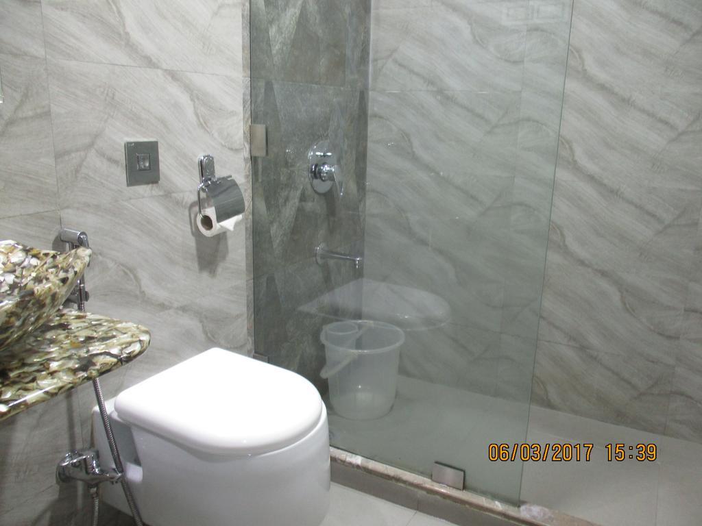 Sapna Hotel Bombay
